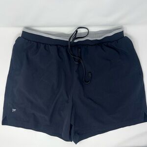 Fabletics Fundamental Shorts II, XL